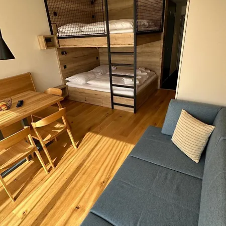 Side Seascape - Apartment